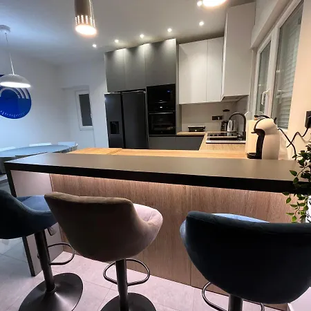 Experience Apartment