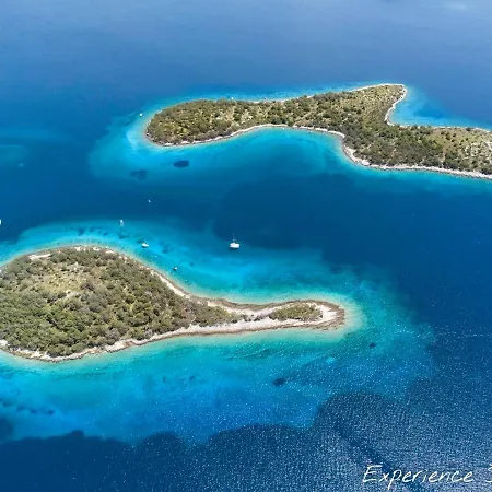 アパート Experience シベニク